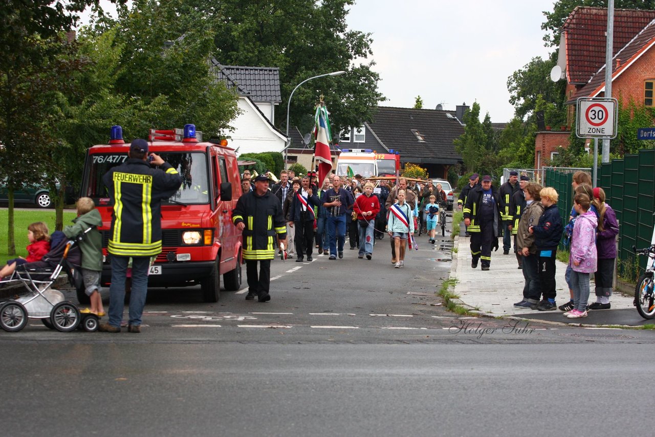 Bild 90 - Vogelschießen 2011